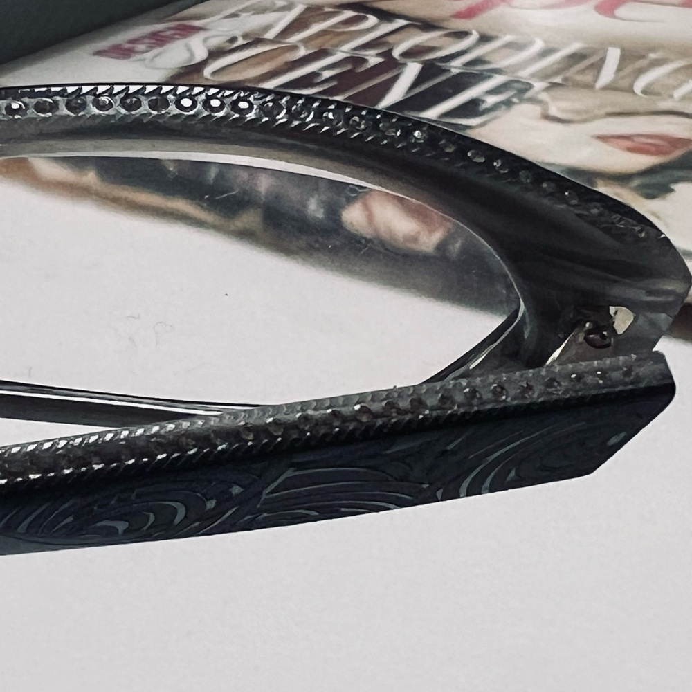 Judith Leiber- Sleek Black Eyeglasses - Picture 4 of 5